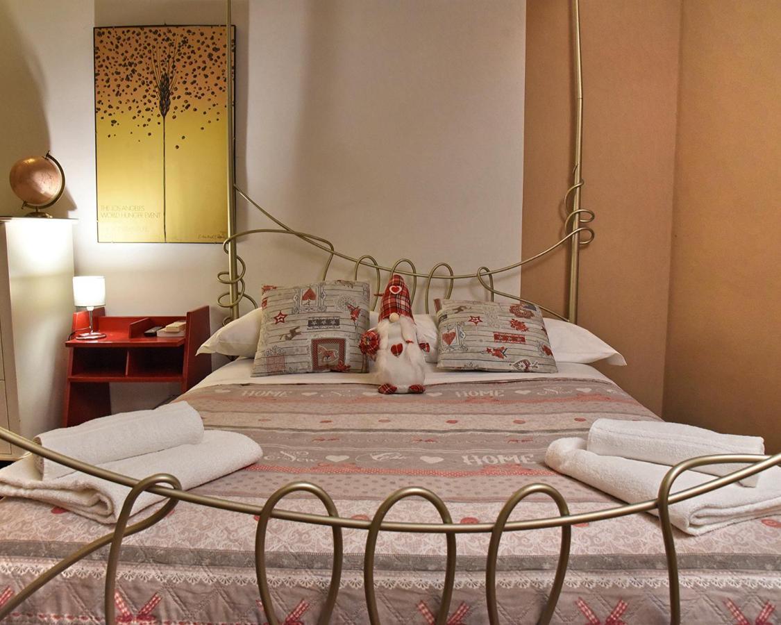 Prigioni House Bed and Breakfast Peschiera del Garda Exteriör bild
