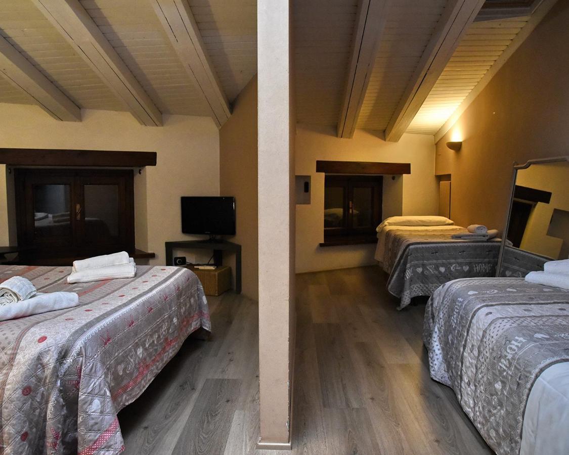 Prigioni House Bed and Breakfast Peschiera del Garda Exteriör bild